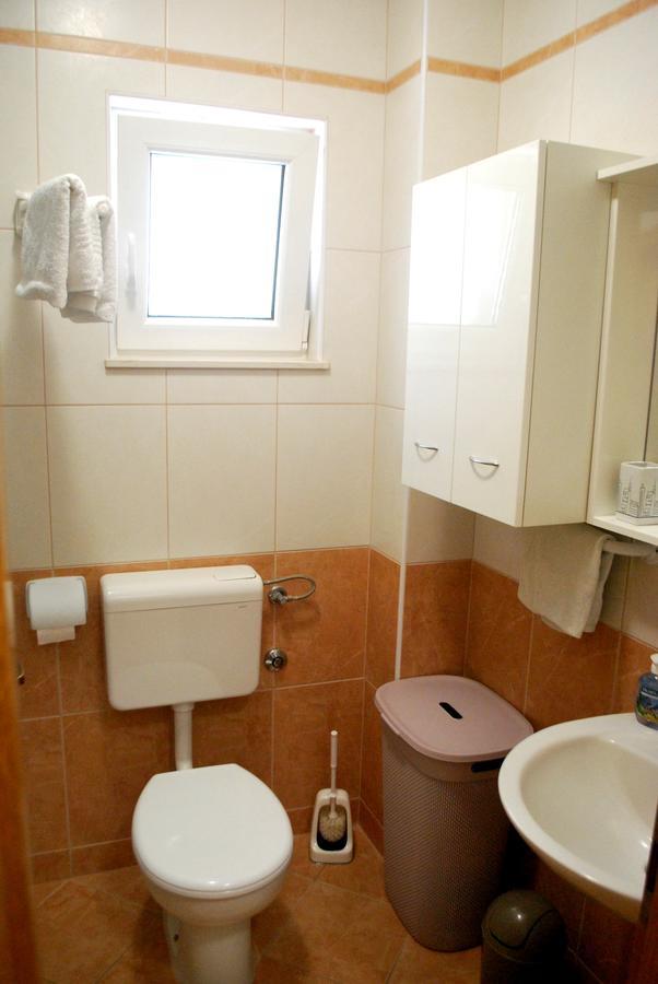 Apartment Dalmatia Makarska Exterior photo