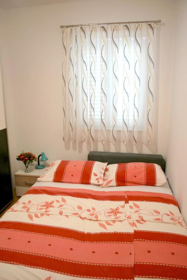 Apartment Dalmatia Makarska Exterior photo